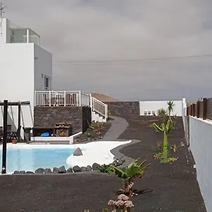https://lanzarotearena.in-canary-islands.com